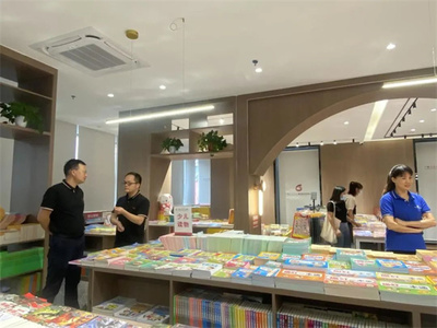 邕華公司市本級與馬山、橫州分公司業(yè)務交流 共繪企業(yè)形象新藍圖